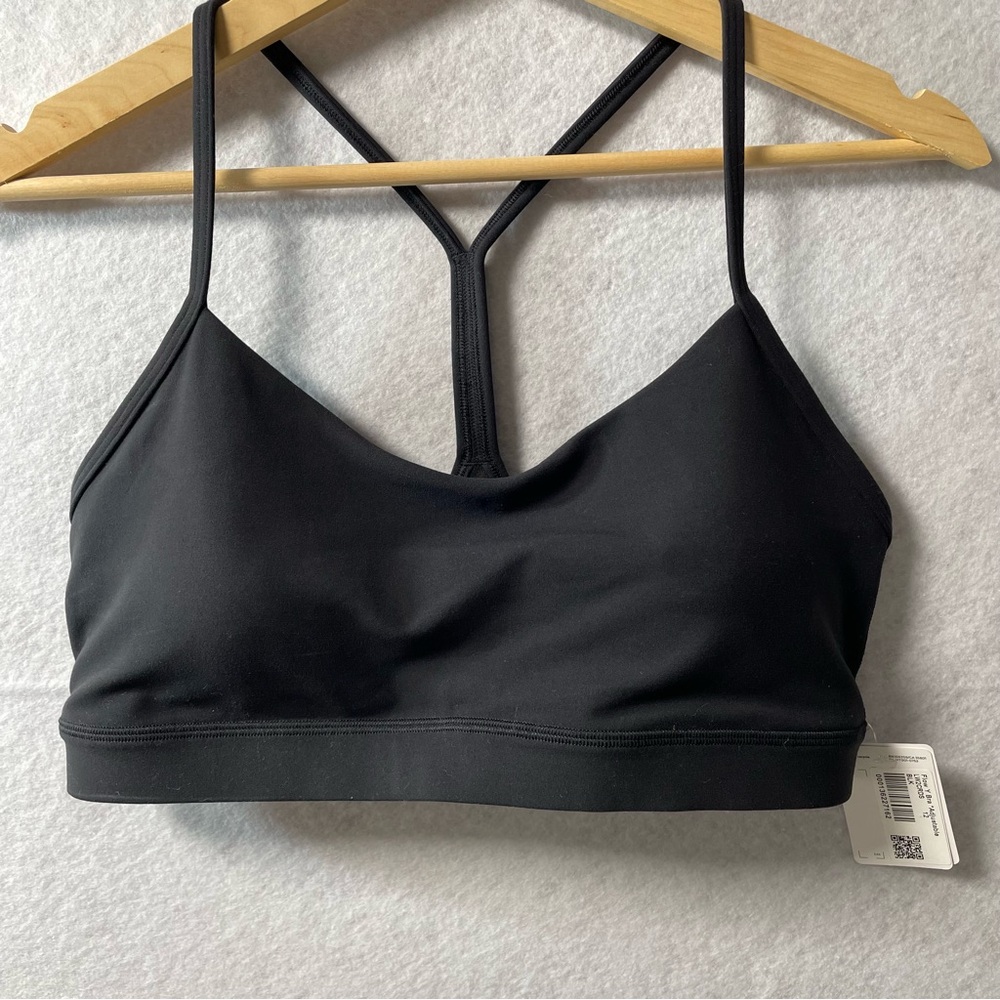 Lululemon NWT Flow Y Adjustable Bra Size 12 Black